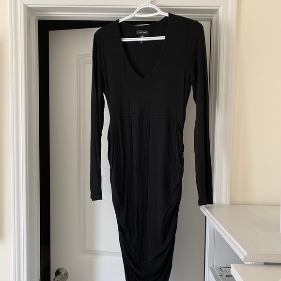 Stork and Babe fitted maternity dress - Picture 2 of 4